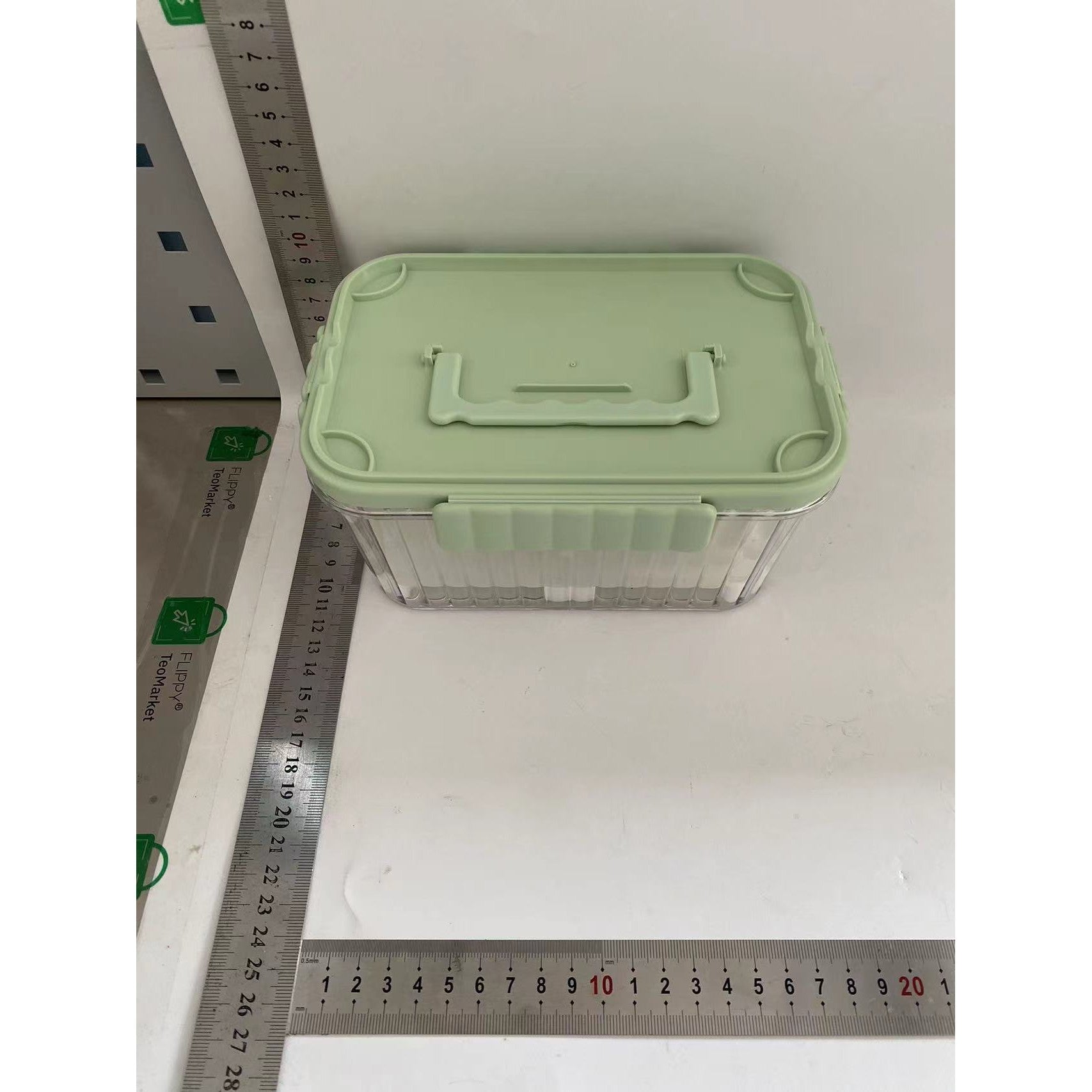 Caserola portabila pentru mancare fresh Flippy, 1500 ml, 2 furculite,10 x 13.5 x 20 cm, 2 capace detasabile pentru