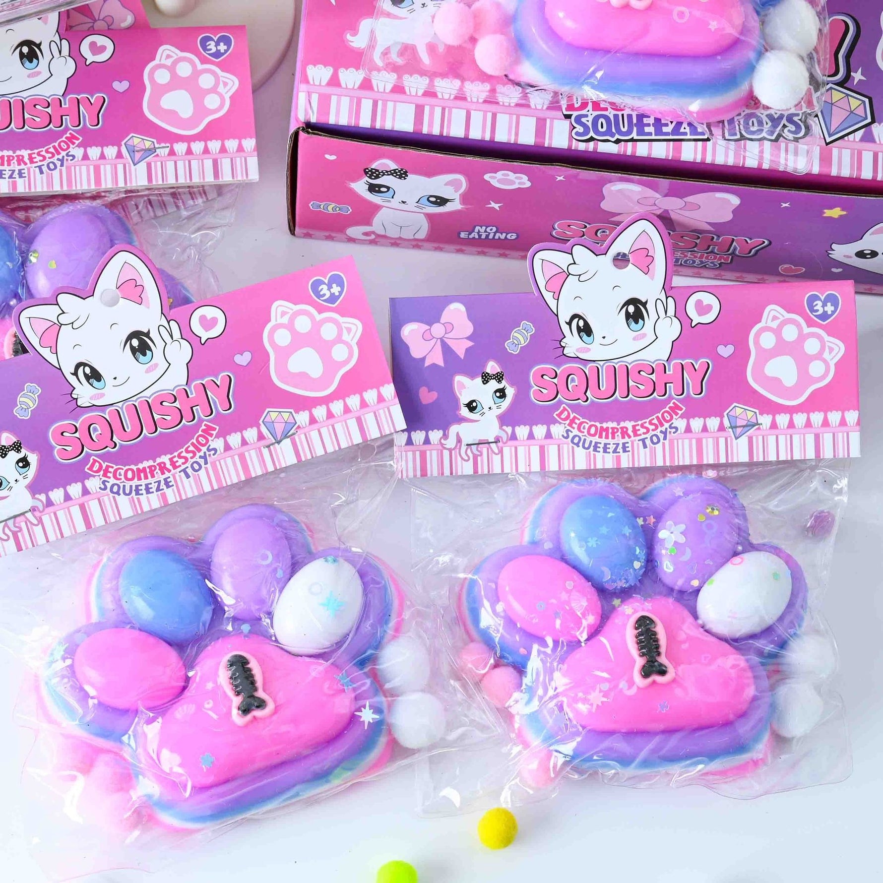Jucarie Antistres Squishy, Flippy, cu Revenire Lenta, Model Labuta de Pisica, cu Pestisor, 220g, 12.5 x 10.5 cm Squeeze