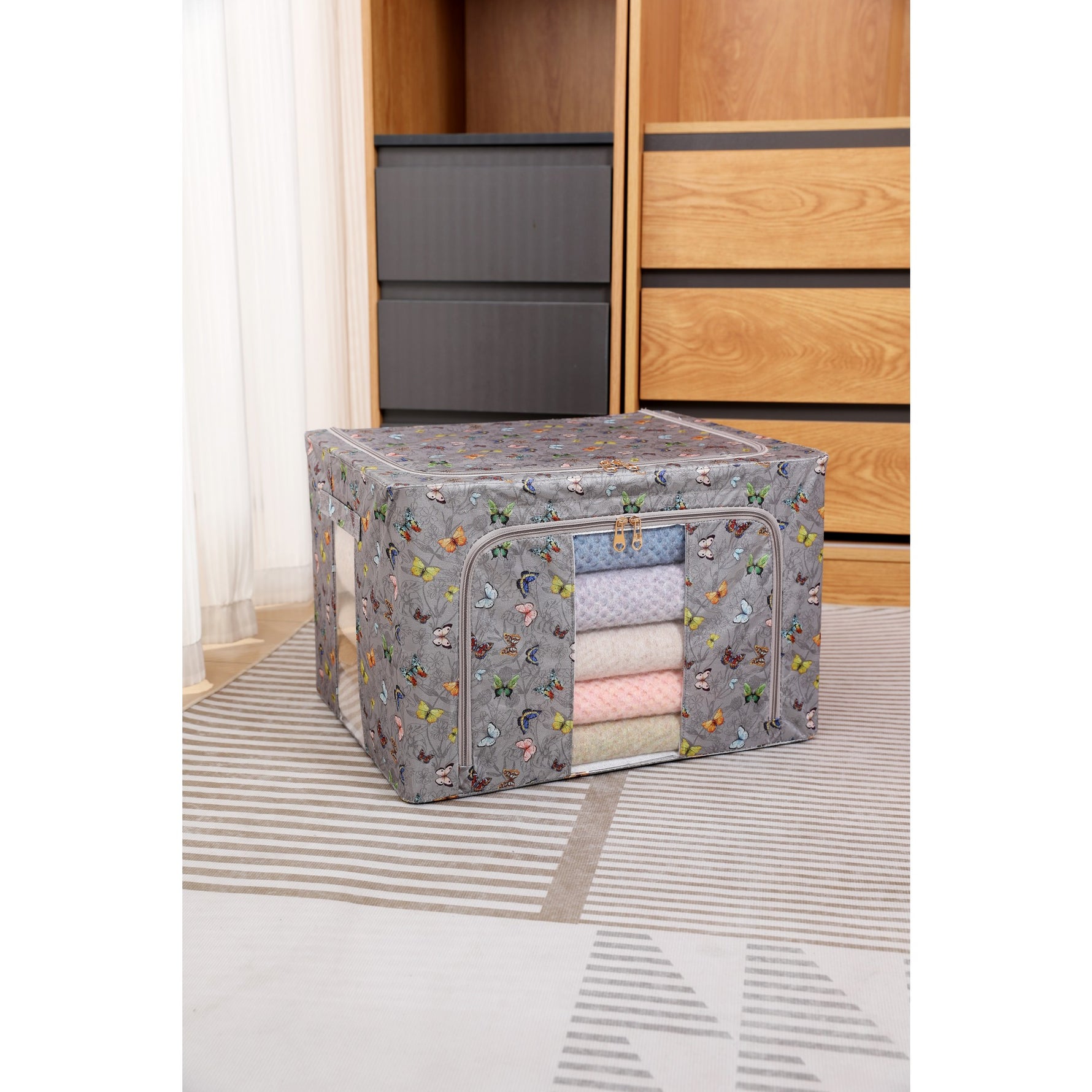 Cutie Depozitare, Flippy, 66L, din Material Textil, 50 x 40 x 33 cm, pentru Haine si Lenjerii, Model Fluturasi, Gri