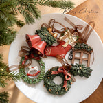Decoratiune de Craciun, Flippy, pentru Brad, Model Clopotei, 8 x 7 cm, din Rasina, Multicolor