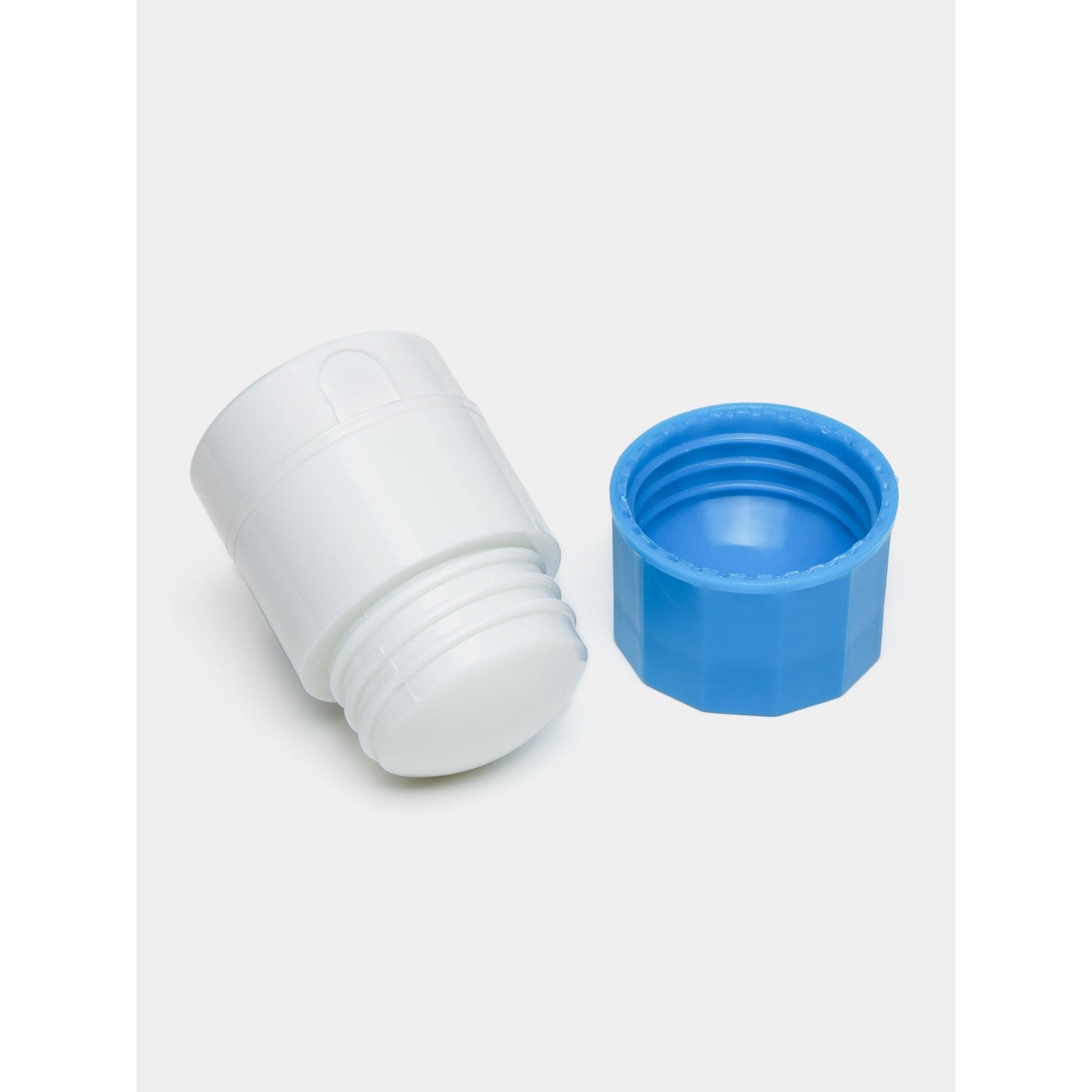 Cutie Pastile Multifunctionala, Flippy, 4 in 1, Pahar Apa, Taiere, Sfaramare, Depozitare, Compact, ABS cu Lama din