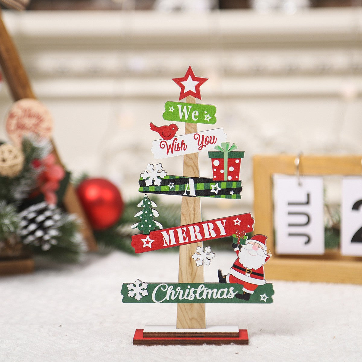 Decoratiune de Craciun din Lemn, Flippy, pentru Masa, Scris We Wish You A Merry Christmas, Model Bradut, 21.5x12.2x4
