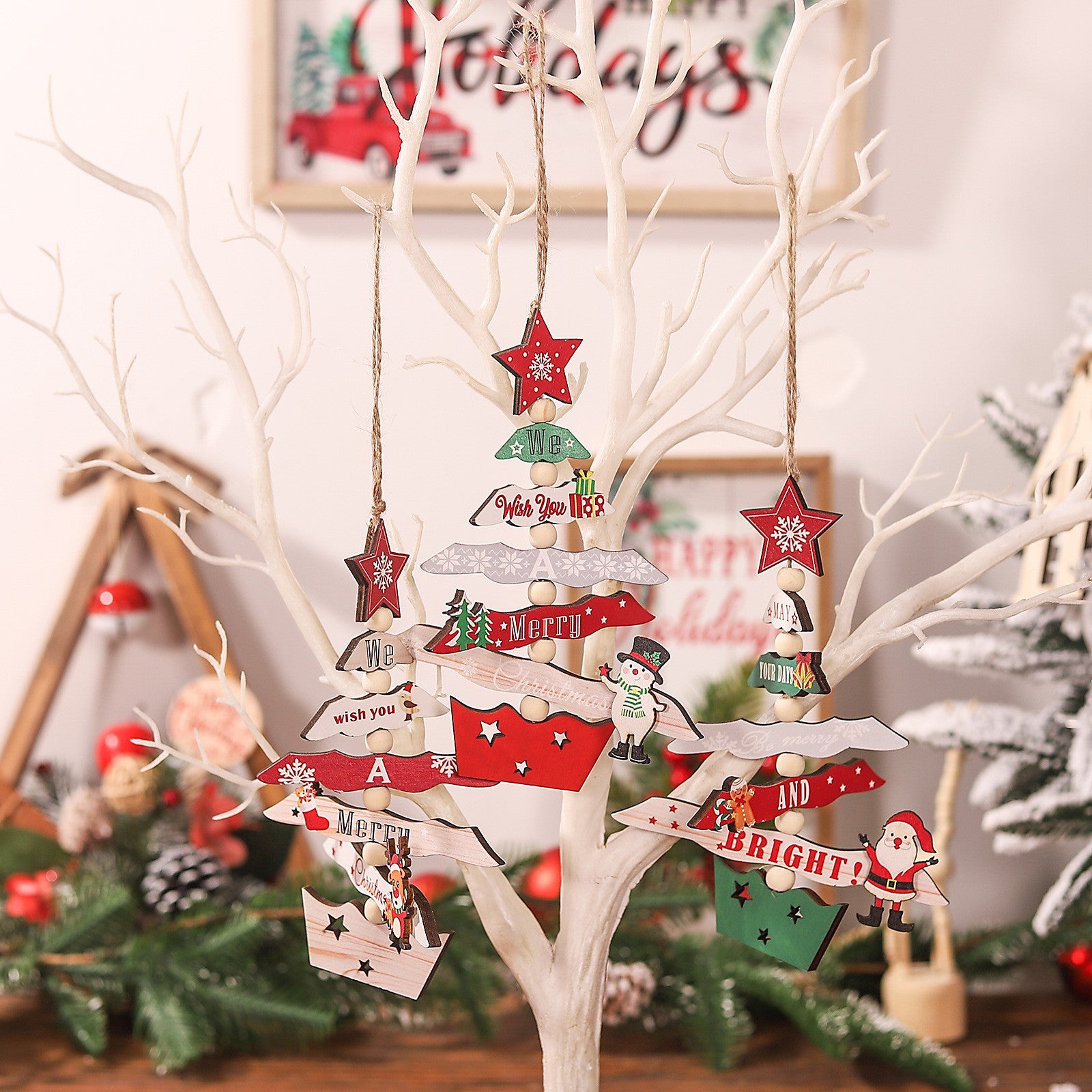 Decoratiune de Craciun din Lemn, Flippy, cu Snur pentru Agatare in Brad, Model Brad de Craciun si Ren, Scris We Wish