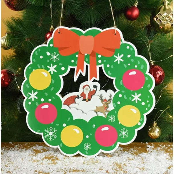 Decoratiune de Craciun, Flippy, de Agatat, pentru Usa sau Perete, Sfoara Inclusa, 32 x 33 cm, din Hartie 350g, Model