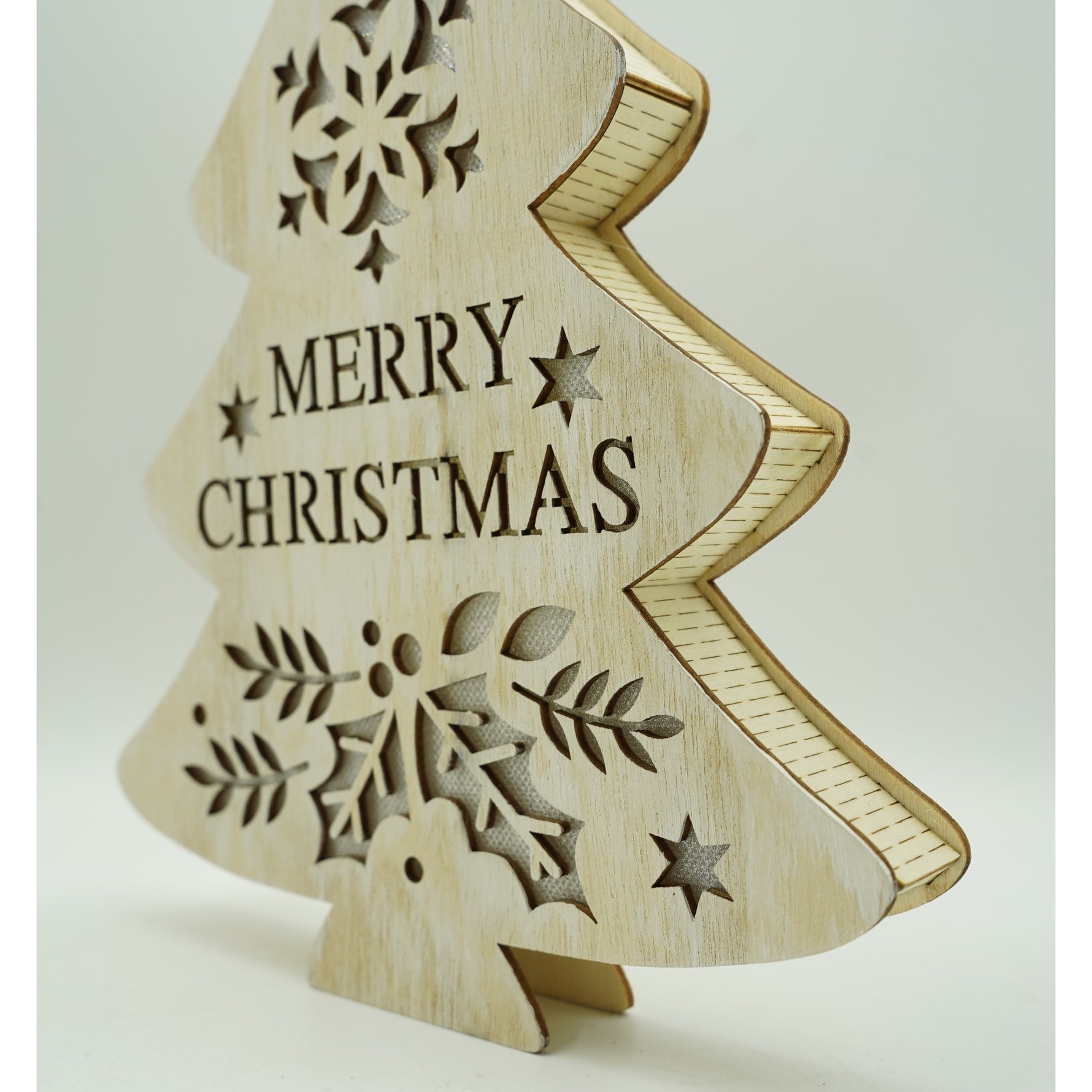 Decoratiune luminoasa, model de Brad cu inscriptie Marry Christmas, alb, lungime: 19 cm, latime: 3 cm, inaltime: 22 cm,