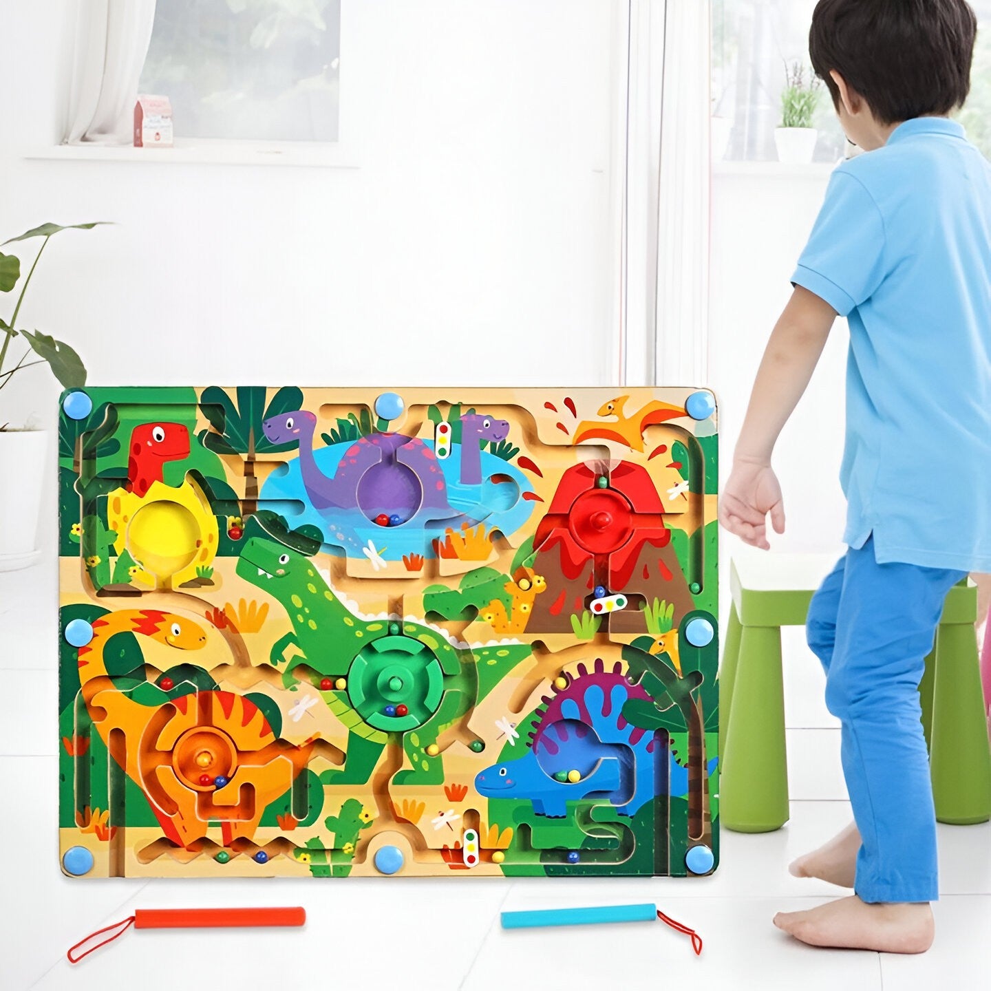 Joc Montessori de Sortare Culori, Flippy, Creion Magnetic, Tip Labirint Ilustrat, din Lemn, Model Dinozauri, 39x29x1.5