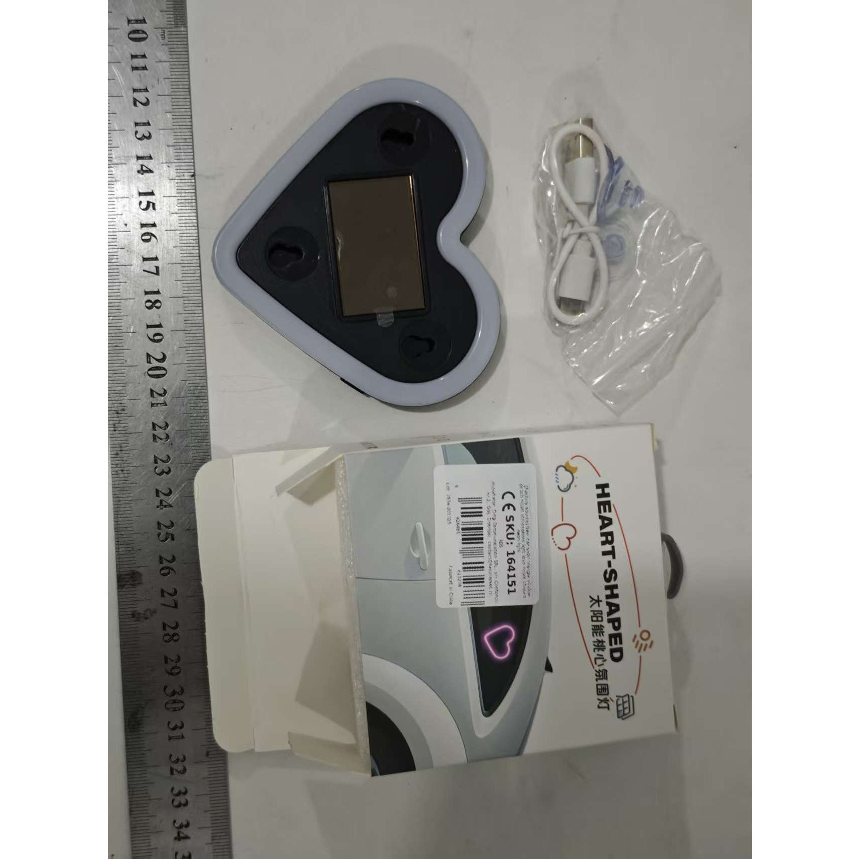 Lumina Auto Ambientala, Flippy, Model Inima, Incarcare Solara/USB, Afisaj Baterie, 9.7 x 8.4 x 1.6 cm, Albastru