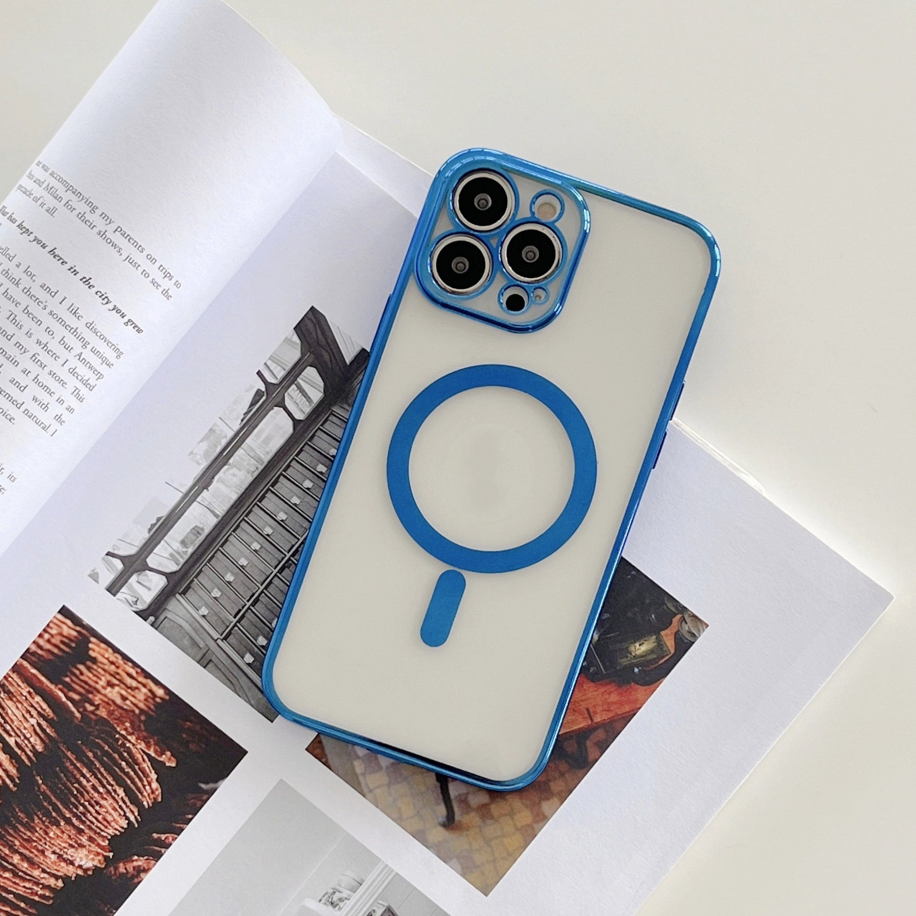 Husa MagSafe pentru Apple iPhone 11, Protectie camera, Full TPU, Margini colorate Electroplating, Magnetica, Incarcare