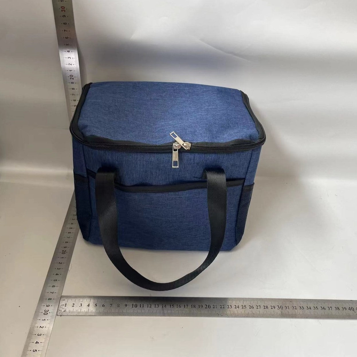 Geanta Termica Flippy pentru Pranz, Compartimente Telefon si Tacamuri, Multifunctionala, Impermeabila, 24x18x21 cm,