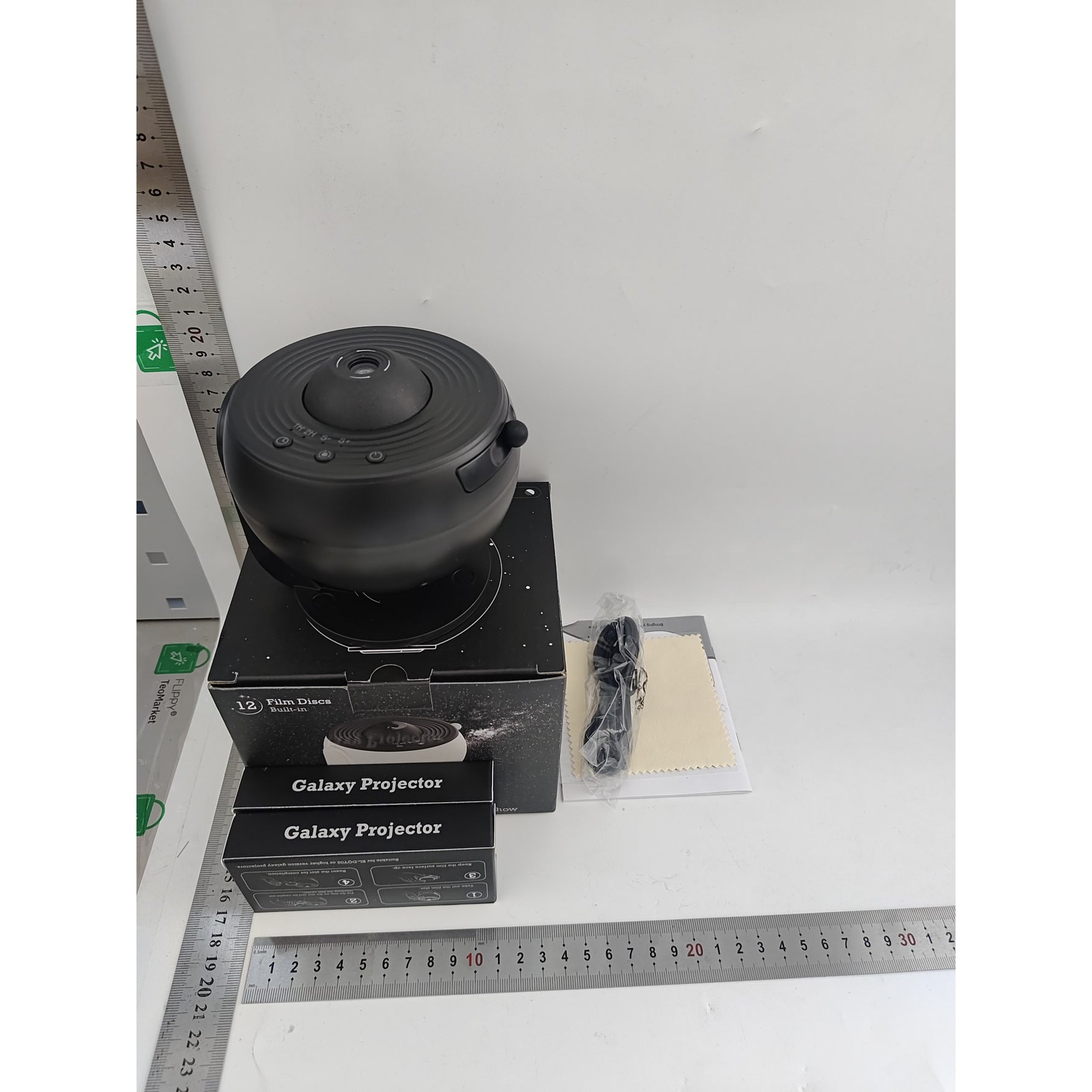 Lampa Tip Proiector Galaxie, Flippy, pentru Dormitor, Tematica Cer Instelat, Model Glob, HD, Rotire 360 de Grade, 13