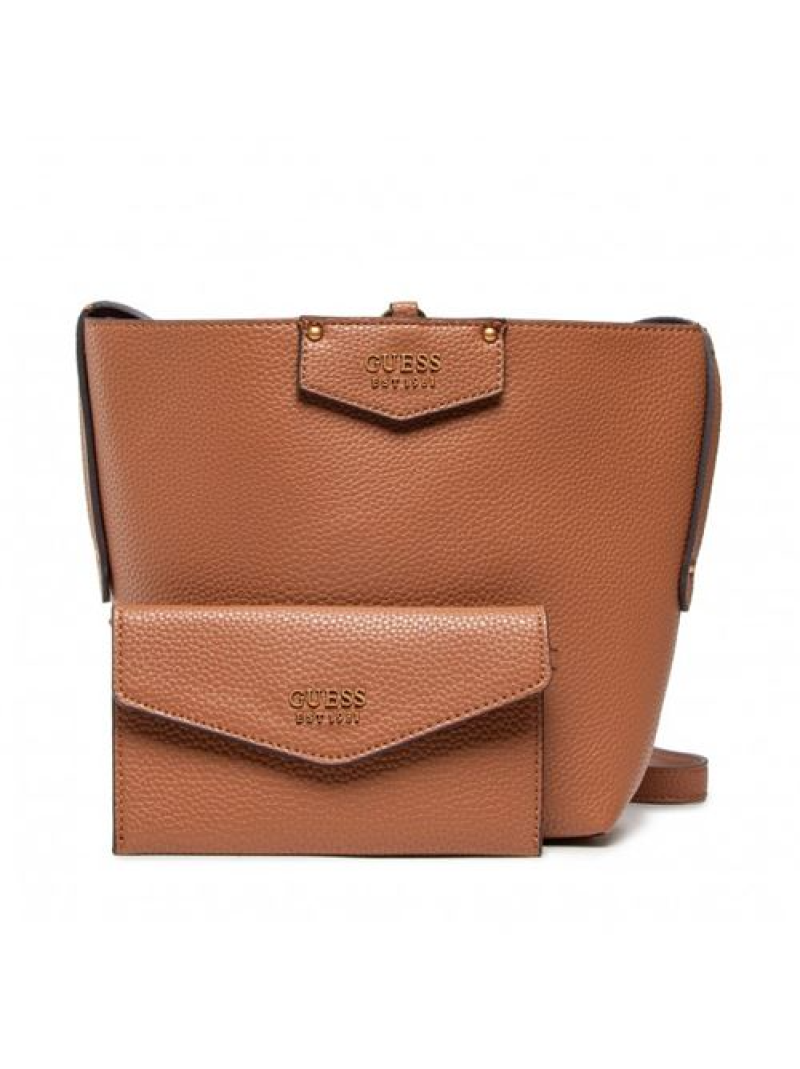 Guess, Brenton, Piele ecologică, Geantă textilă, Structură rigidă, Caramel, 6432, Pentru femei, 22 x 18 x 9 cm - Olmarkt