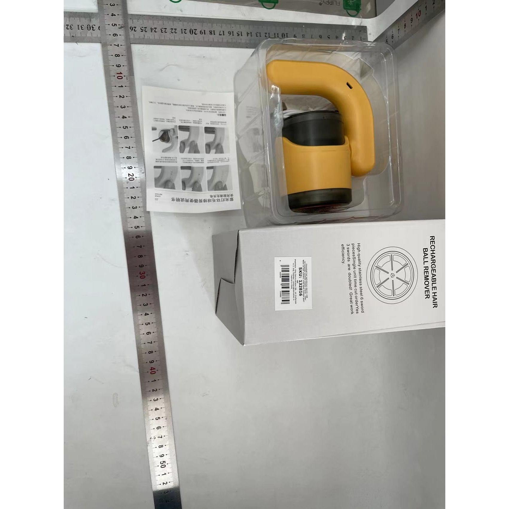 Aparat Pentru Curatat Scame, Par Si Praf, Flippy, cu LED, Pentru Diferite Tipuri De Material, Cu Lame Din Otel