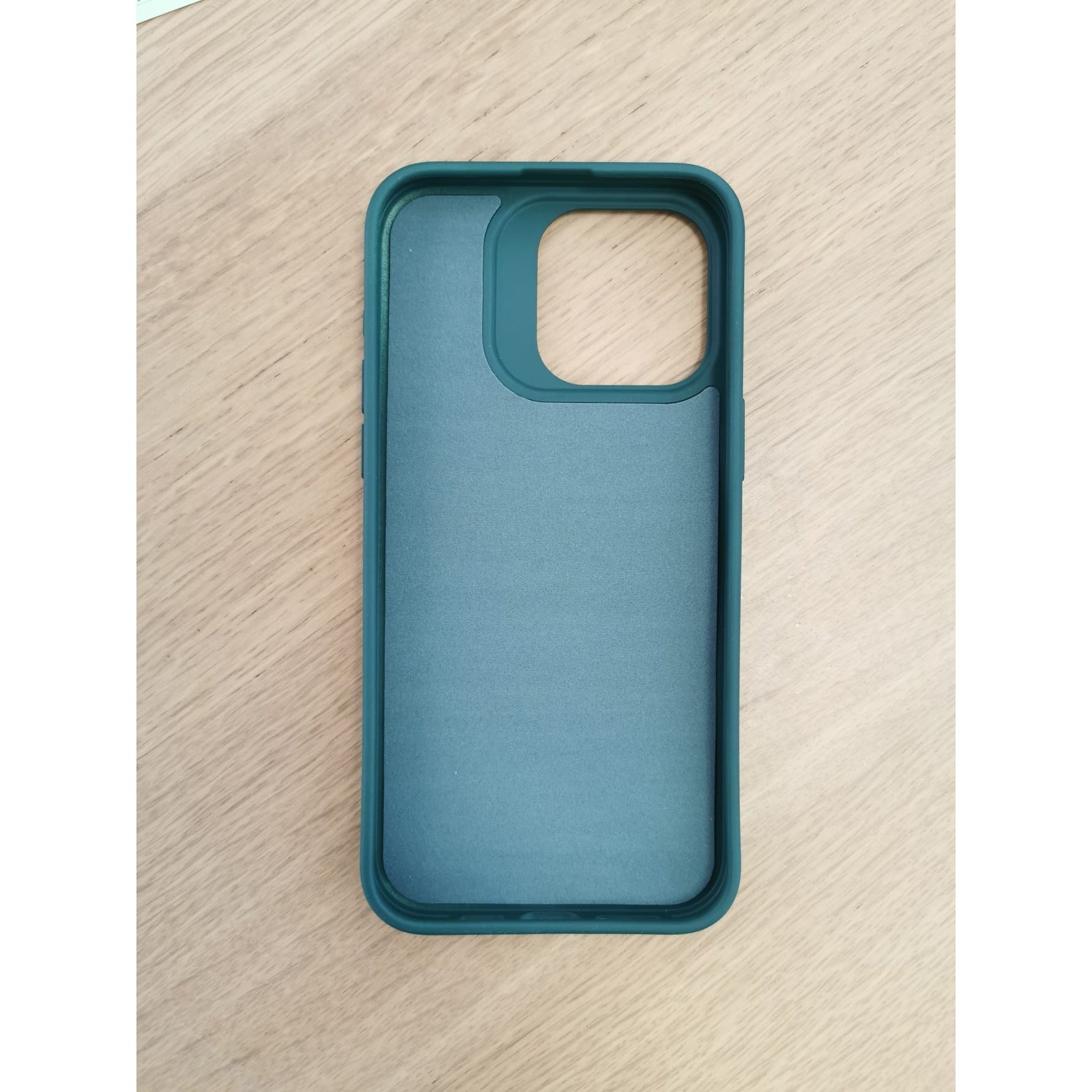 Husa Apple iPhone 13, Flippy, din Silicon Lichid, Interior din Microfibra, Lentile Fosforescente de Protectie Camera,