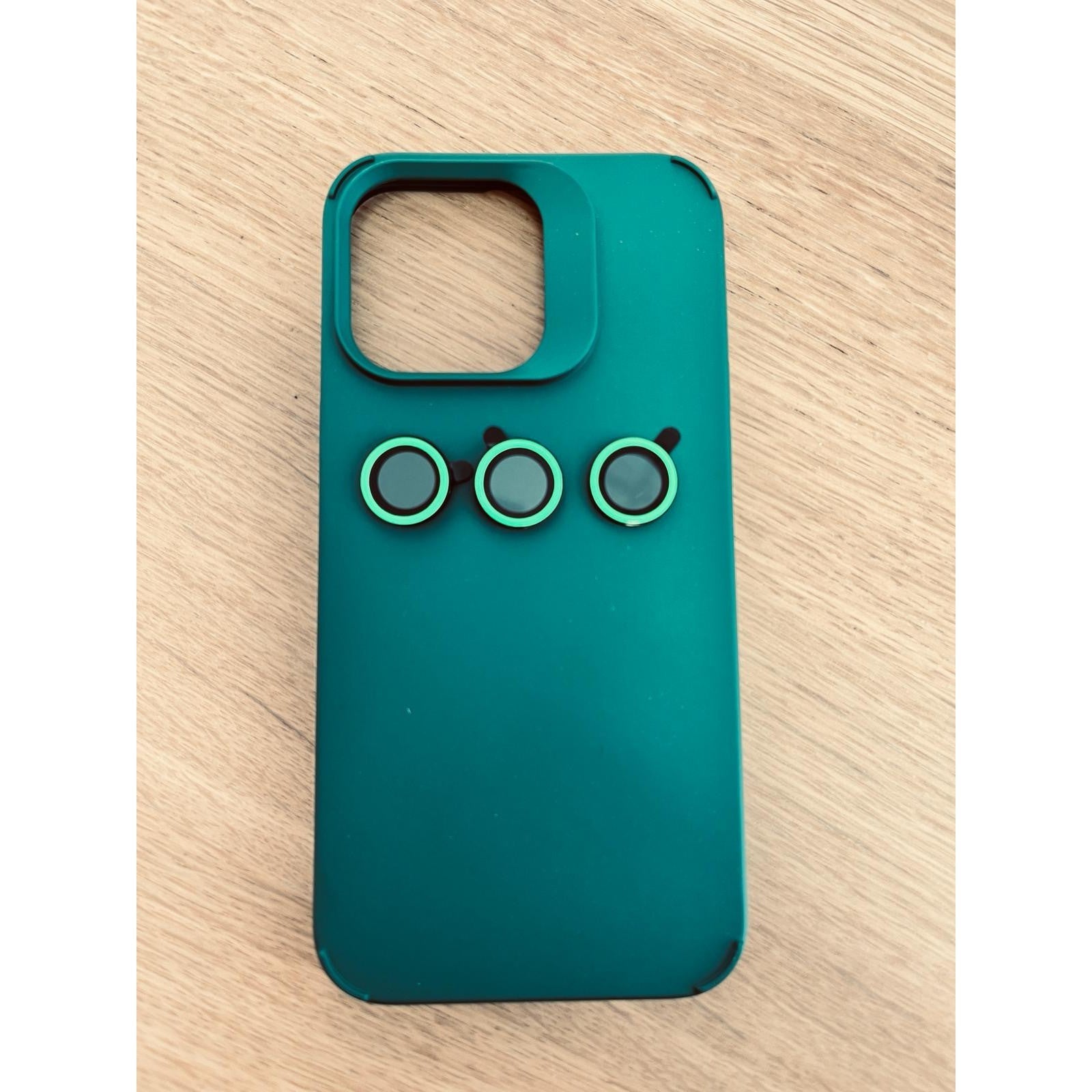 Husa Apple iPhone 15, Flippy, din Silicon Lichid, Interior din Microfibra, Lentile Fosforescente de Protectie Camera,