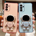 Husa Telefon 2in1, Flippy, Compatibila Samsung Galaxy S24, Carcasa TPU cu Suport Inclus Tip Astronaut, Protectie