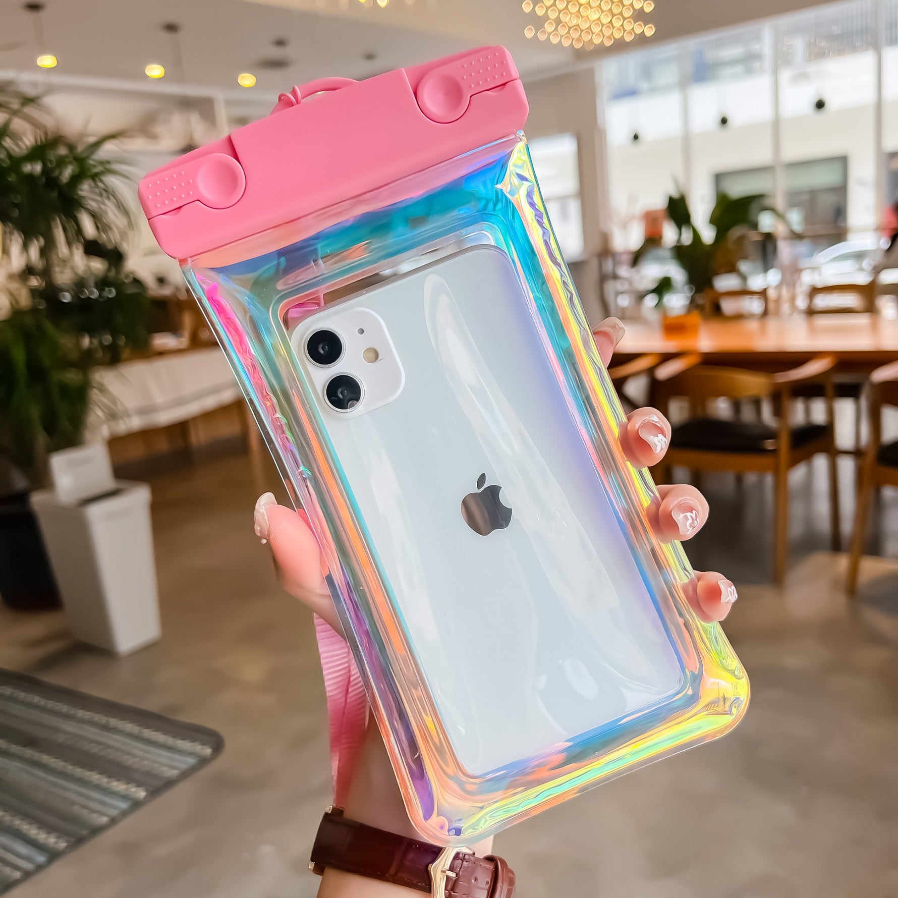Husa subacvatica Holografica Waterproof Flippy, Snowproof, Universala, Impermeabila, cu Snur, pentru telefon sau