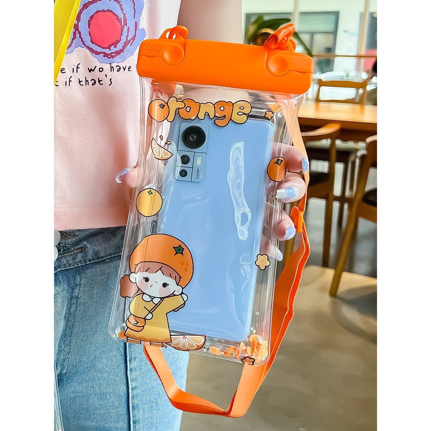 Husa subacvatica Waterproof Flippy, Snowproof, Universala, Impermeabila, pentru telefon sau documente, cu snur, Orange