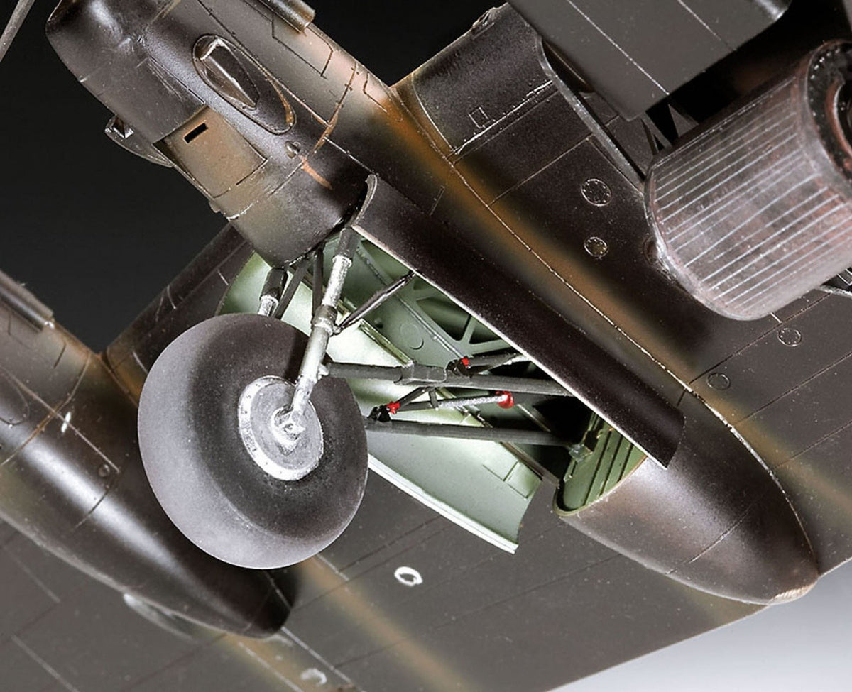 Kit de machete din plastic Avro Lancaster „Dambusters”