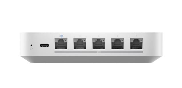 Router UniFi Cloud Gateway Max UCG-Max