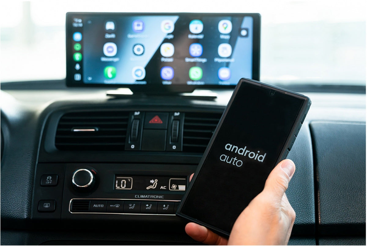 Cameră video pentru marșarier CarPlay și Android Auto SCT M1060BWT