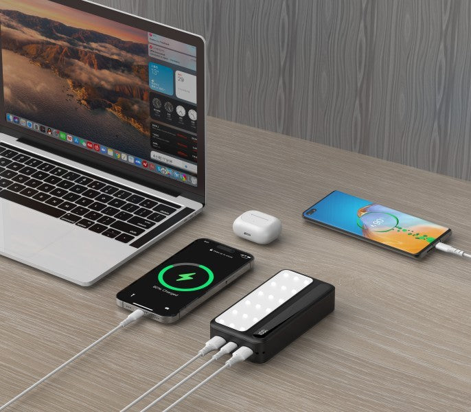 Baterie externă P20 LCDPD LAMP 20.000mAh, lampă LED integrată cu funcție de lanternă