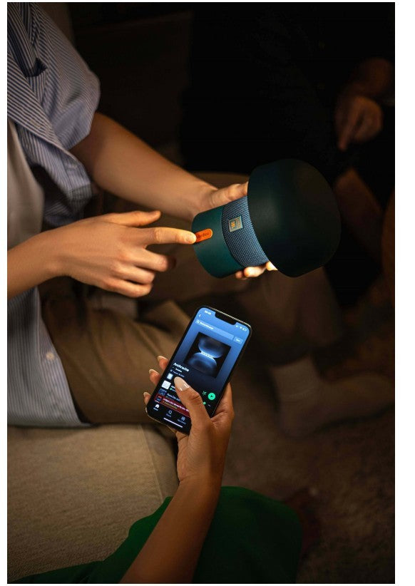 Lampă portabilă Sensa Play Mini cu difuzor, portocalie