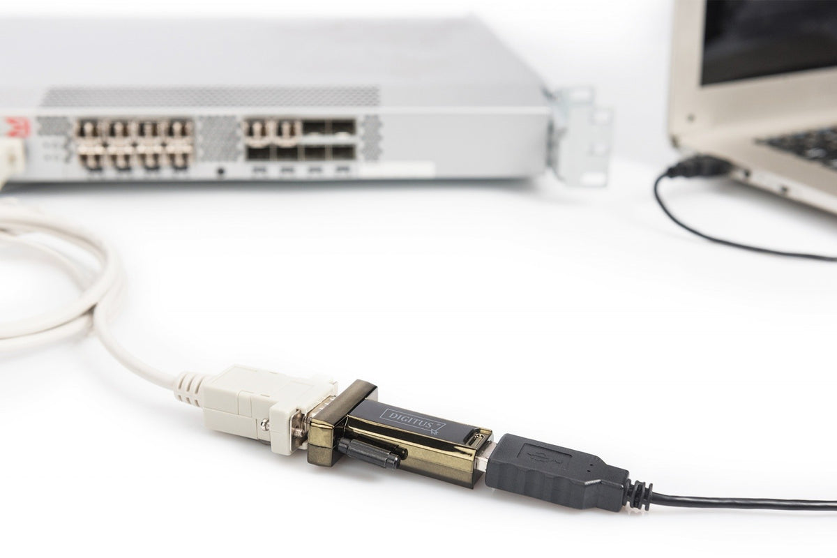 Convertor/adaptor USB-A 2.0 mascul la RS232 (DB9) mascul | Chipset Prolific PL2303GT | Montare cu șuruburi | cu cablu suplimentar de 0,8 m