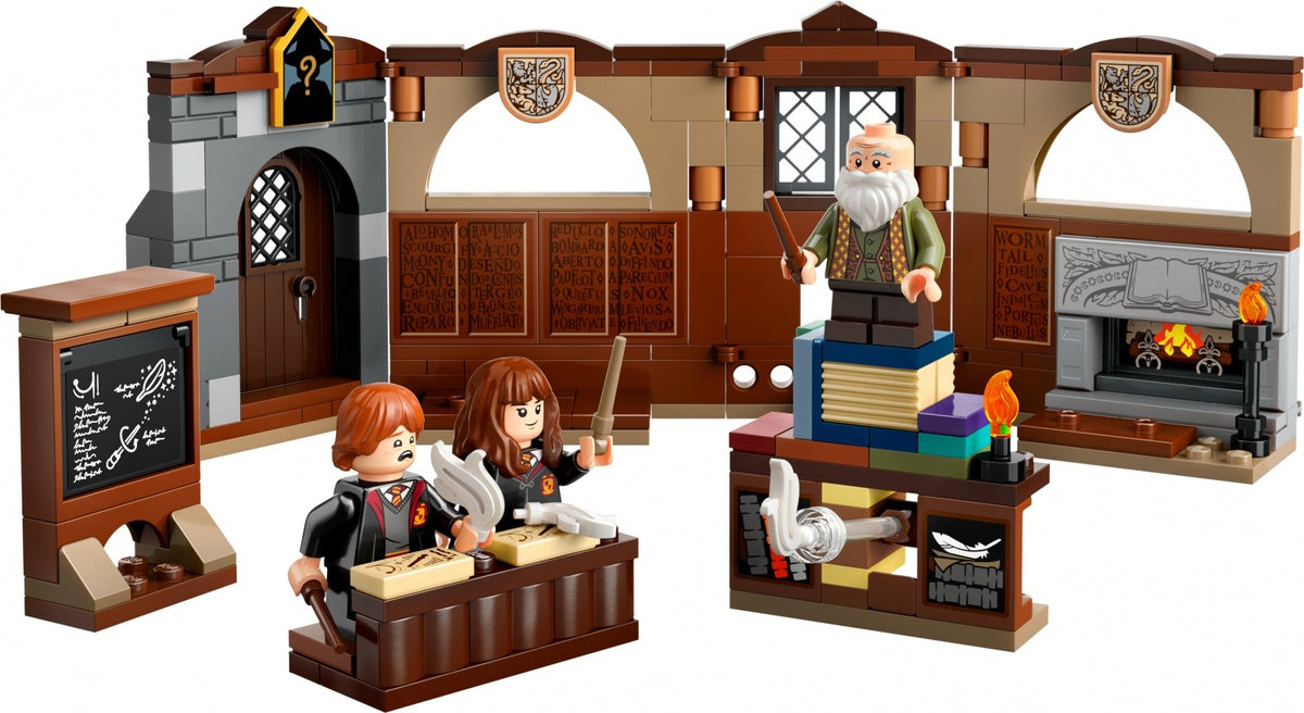 Harry Potter 76442 Castelul Hogwarts: Clasa Farmece și Vrăjitorie