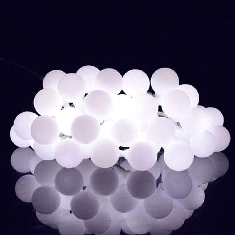 Instalatie Craciun, 12 metri, 100 de LED-uri cu ornament tip Bulb, 8 jocuri de lumini alb rece, cu energie solara,