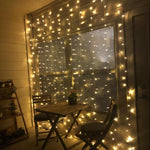 Instalatie Craciun, Tip Perdea, IP44, 17 m x 1 m, 1020 LED-uri, Alb cald, 8 jocuri de lumini, Transformator,
