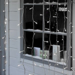 Instalatie Craciun, Tip Perdea, IP44, 4 m x 1 m, 240 LED-uri, Alb rece, cu flash, Transformator, Interconectabila,