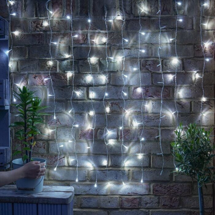 Instalatie Craciun, Tip Perdea, IP44, 6 m x 3 m, 480 LED-uri, Alb rece, cu 8 jocuri de lumini, 31 V, 9W,