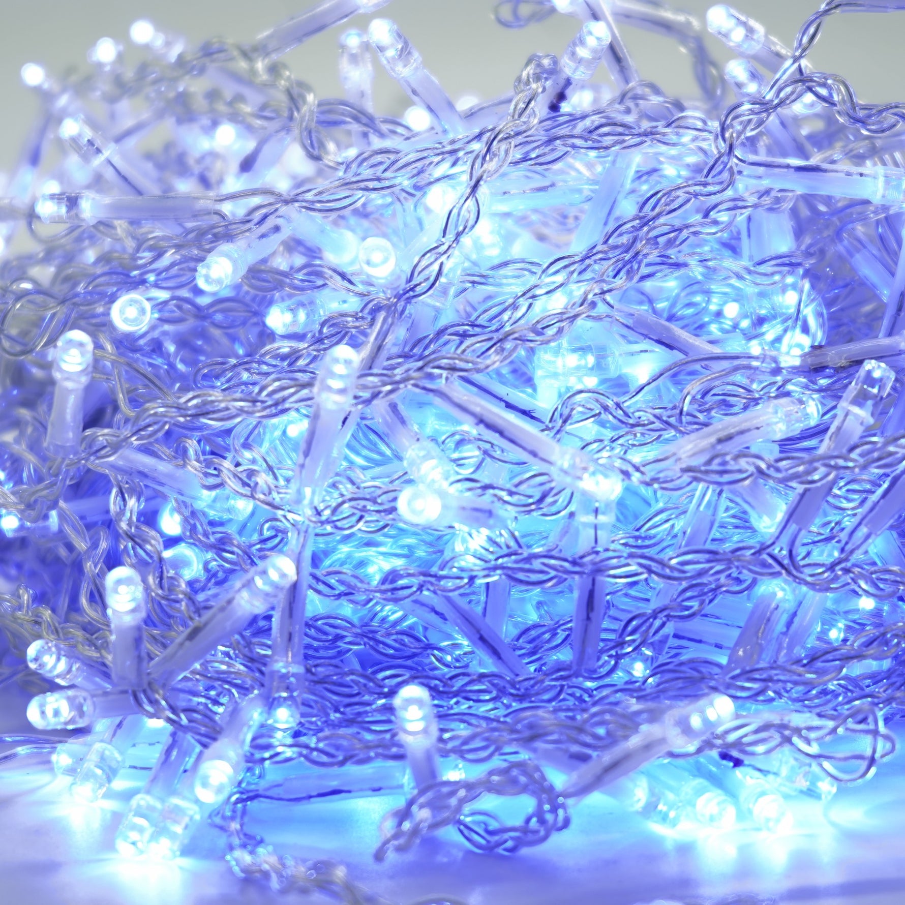 Instalatie Craciun Yoto, Tip Franjuri/Turturi, 12 m, 300 LED-uri, Prelungitor 1.5 m, 8 Jocuri de Lumini,