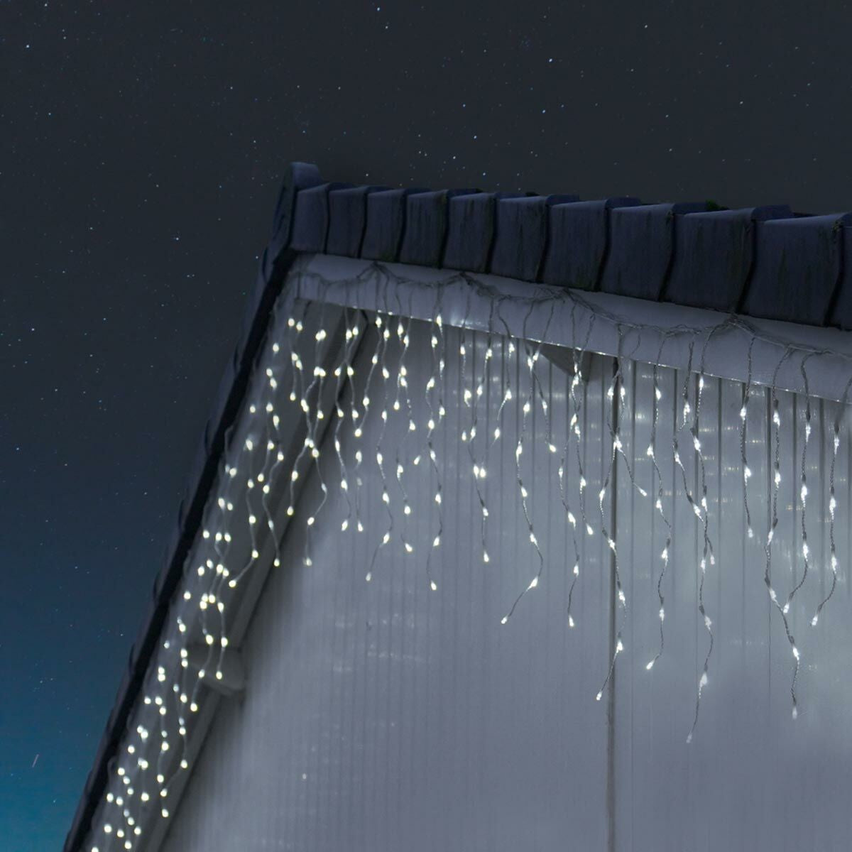 Instalatie Craciun Yoto, Tip Franjuri/Turturi, 7 m, 200 LED-uri, Prelungitor 1.5 m, 8 Jocuri de Lumini,