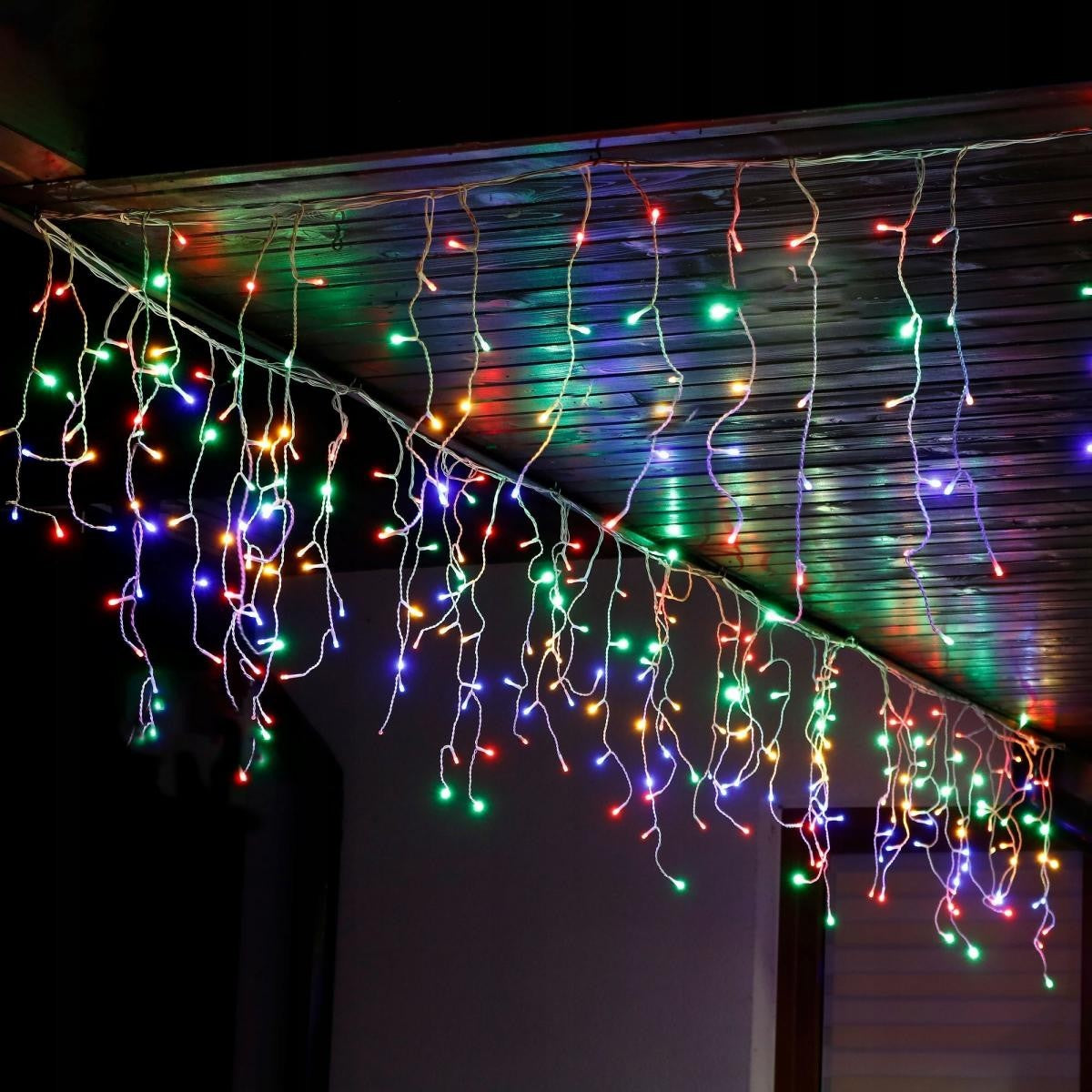 Instalatie de Craciun, Flippy®, Tip Turturi, Sectiune 5 m, 143 LED-uri, 8 Jocuri de Lumini, Fir Negru, Lumina