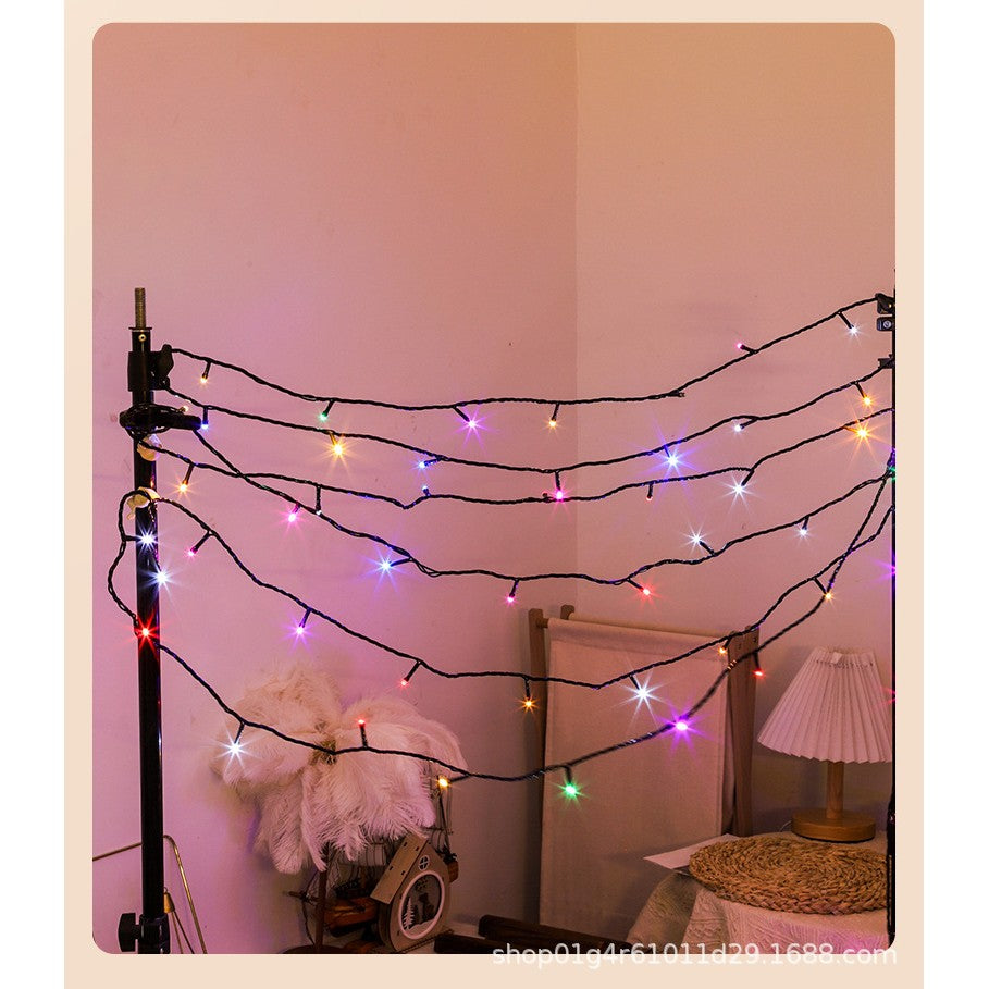 Instalatie de Craciun liniara Yoto, 10 m, din care 1 m cablu priza 220V, 100 LED, 8 jocuri de lumini, controler, fir