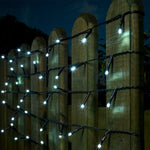 Instalatie de Craciun liniara Yoto, 17 m, din care 1 m cablu priza 220V, 200 LED, 8 jocuri de lumini, controler, fir