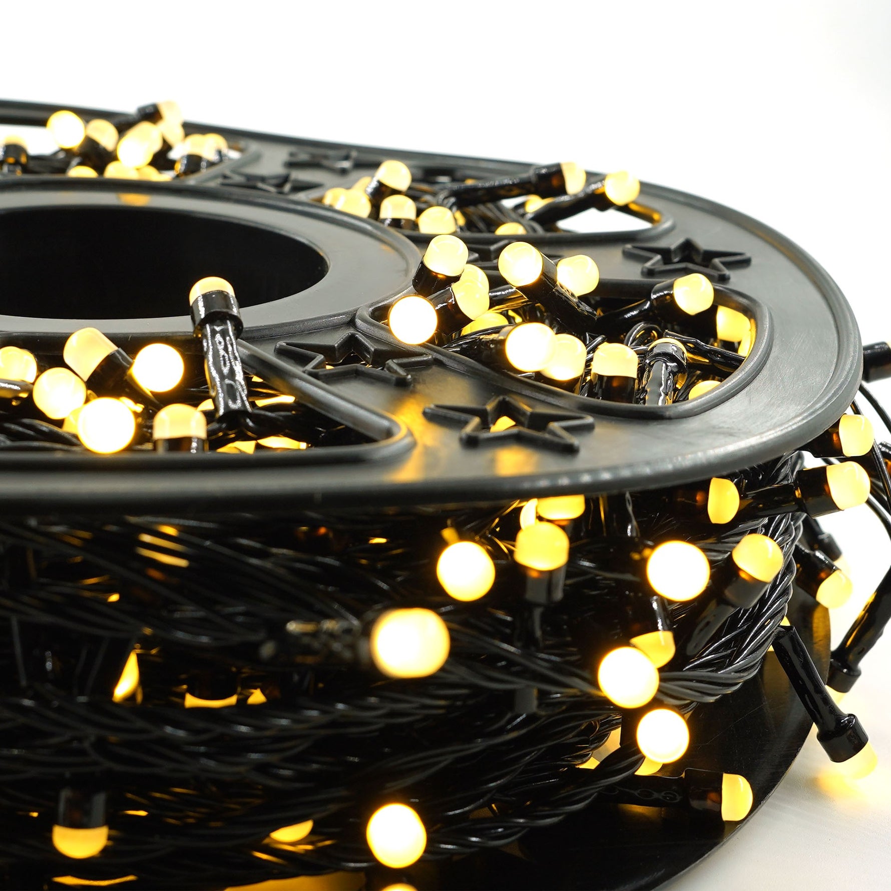 Instalatie de Craciun Liniara Yoto, 50 m, 1 m Prelungitor 220V, 498 LED, 8 Jocuri de Lumini, Controler, Fir Negru,