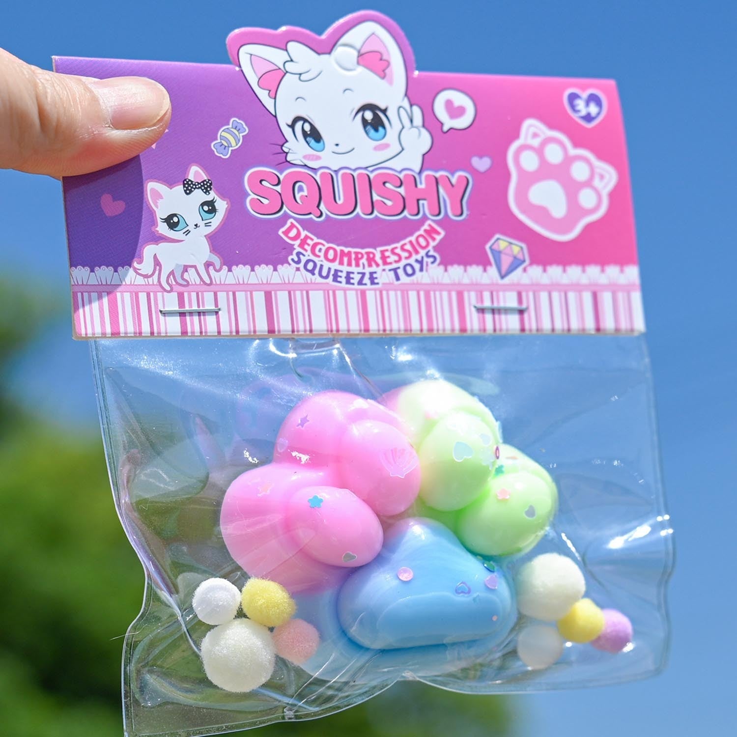 Jucarie Antistres Squishy, Flippy, cu Revenire Lenta, Labuta de Pisica Pufoasa, 7.5 cm, Ambalaj Transparent, Model