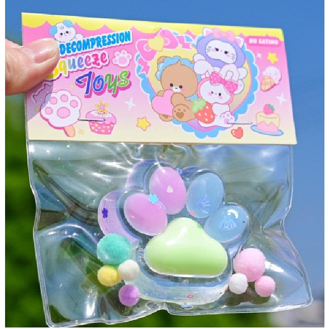 Jucarie Antistres Squishy, Flippy, cu Revenire Lenta, Labuta de Pisica Pufoasa, 7.5 cm, Ambalaj Transparent, Model