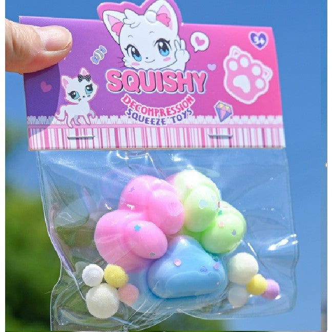 Jucarie Antistres Squishy, Flippy, cu Revenire Lenta, Labuta de Pisica Pufoasa, 7.5 cm, Ambalaj Transparent, Model