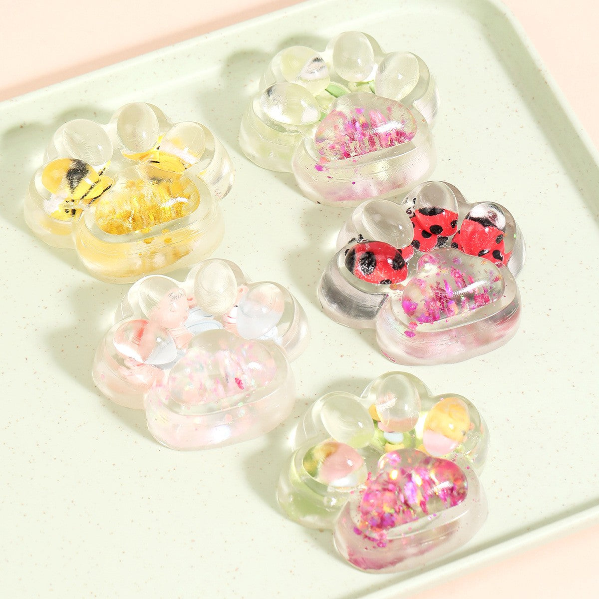 Jucarie Antistres Squishy, Flippy, cu Revenire Lenta, Squeeze Pinch Family, Model Cat Paw, 6.5 x 7 cm, din Tpr, 4-6