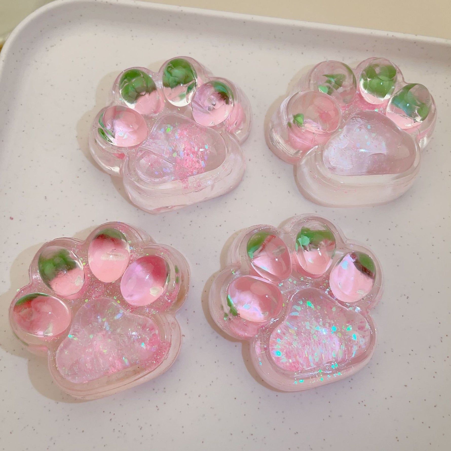 Jucarie Antistres Squishy, Flippy, cu Revenire Lenta, Squeeze Pinch Family, Model Labuta de Pisica cu Sclipici, 6.5x6