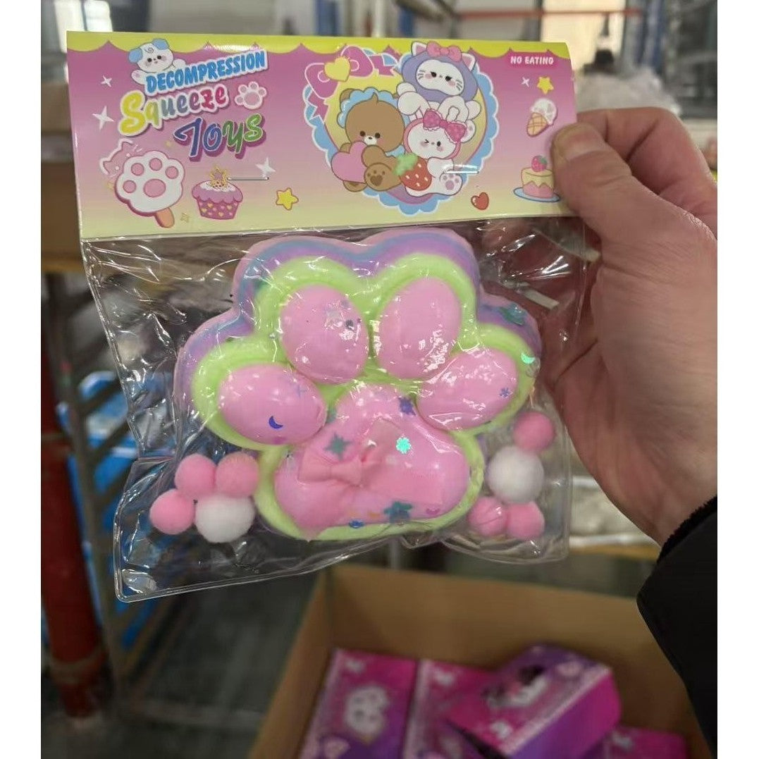 Jucarie Antistres Squishy, Flippy, cu Revenire Lenta, Model Labuta de Pisica Pufoasa, 12.5x10.5 cm, 200g, Squeeze Pinch