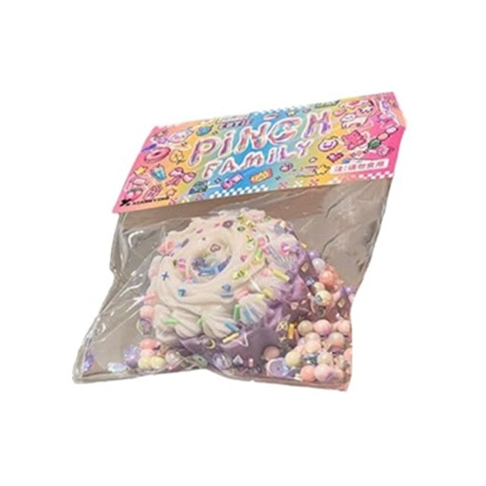 Jucarie Antistres Squishy, Flippy, cu Revenire Lenta, Squeeze Pinch Family, Model Prajitura, 8x8 cm, 90g, Ambalaj