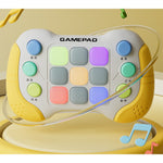 Jucarie Interactiva Flippy, Tip Consola Pop It, 6 butoane functionale, 5 Moduri de Joc, 600 Niveluri, + 3 ani,