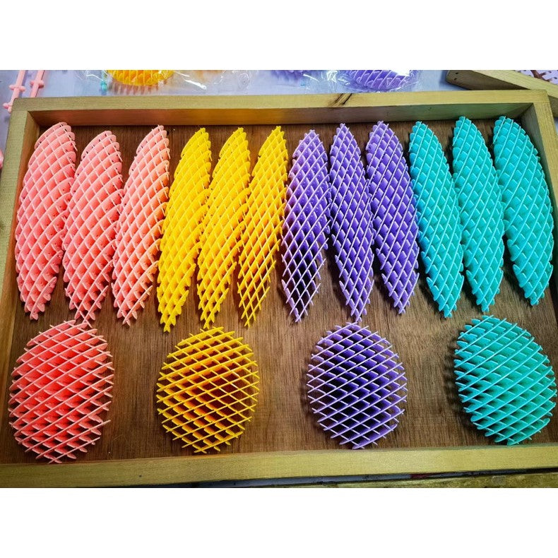 Jucarie Worm Fidget de Decompresie, Flippy, Anti Stres, Dimensiune Compacta 10 cm, Dimensiune Extinsa 24.5 cm,