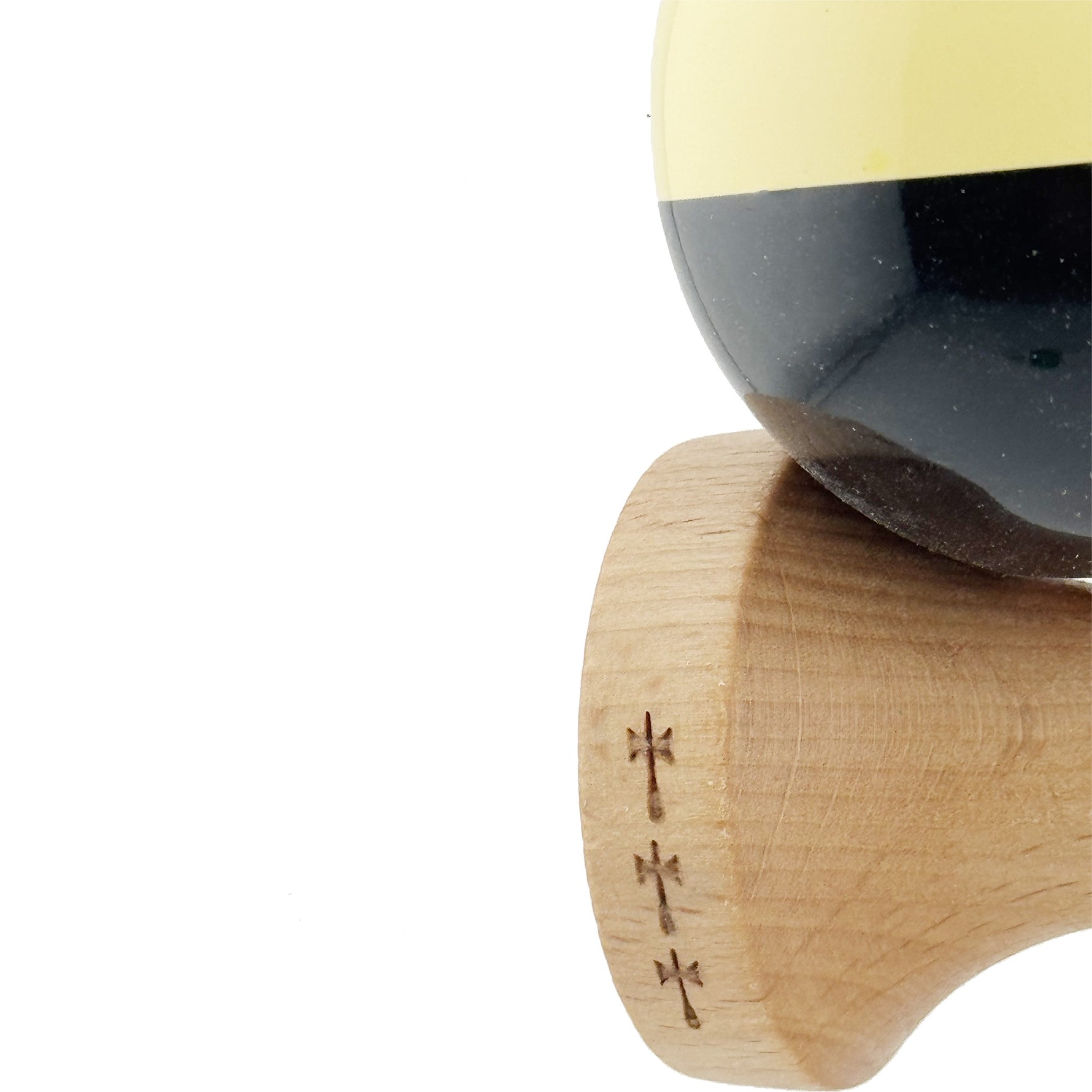 Kendama X Originala, Profesionala, Flippy, Big Cups V2, Super Sticky cu Cupe Mari, Rulment Metalic, din lemn 18 cm, Ata