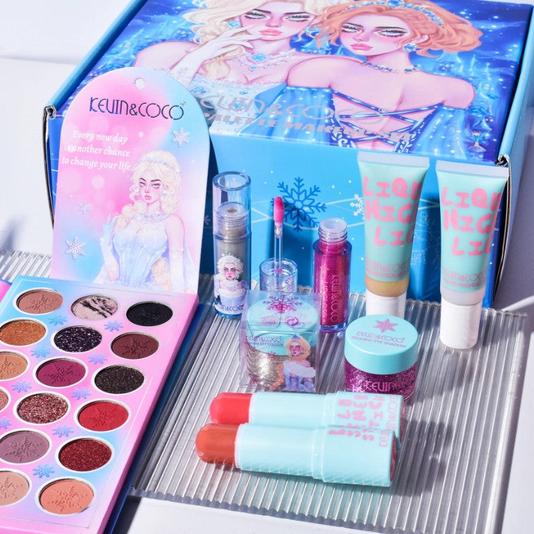 Set de Machiaj Kevin&Coco, 30 de Culori, Farduri de Pleoape, Iluminatoare Lichide, Lip Gloss-uri, Blush, Glitter, Model
