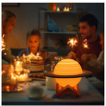 Lampa de veghe cu telecomanda in forma de Saturn 3D Saturn Light 16 culori, alimentare baterii, stand lemn inclus, 15